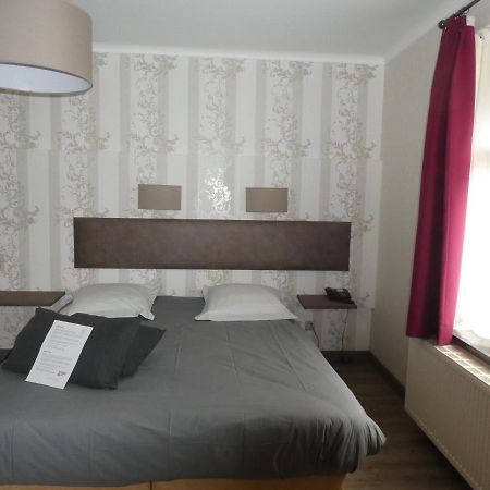 Hotel Des Roches Cugnon Extérieur photo