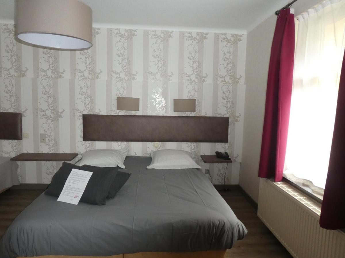 Hotel Des Roches Cugnon Extérieur photo